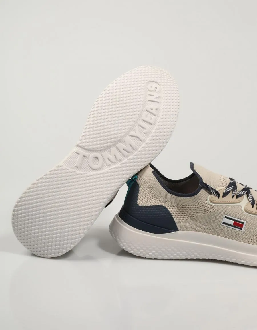  baskets TOMMY HILFIGER Tommy Jeans Alpha Run en Beige 79902