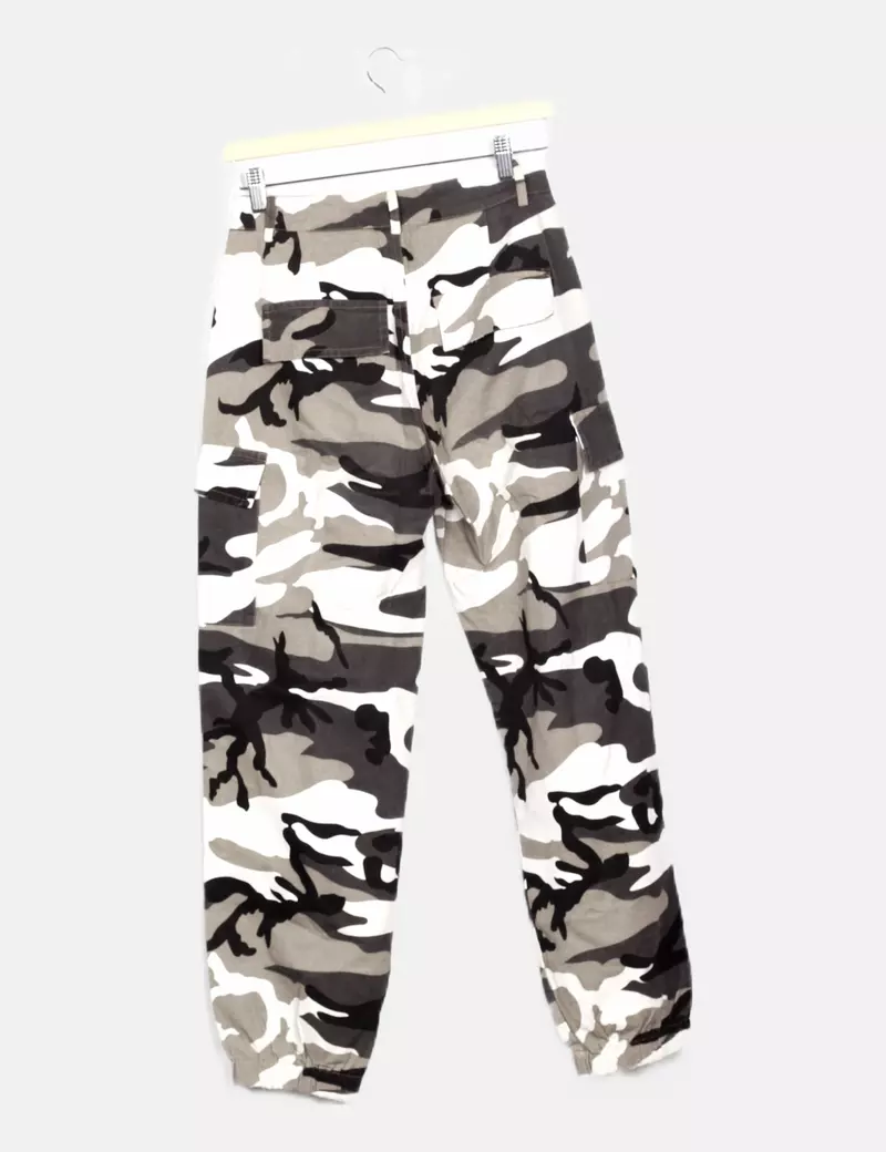 NoName Pantalón cargo estampado camuflaje