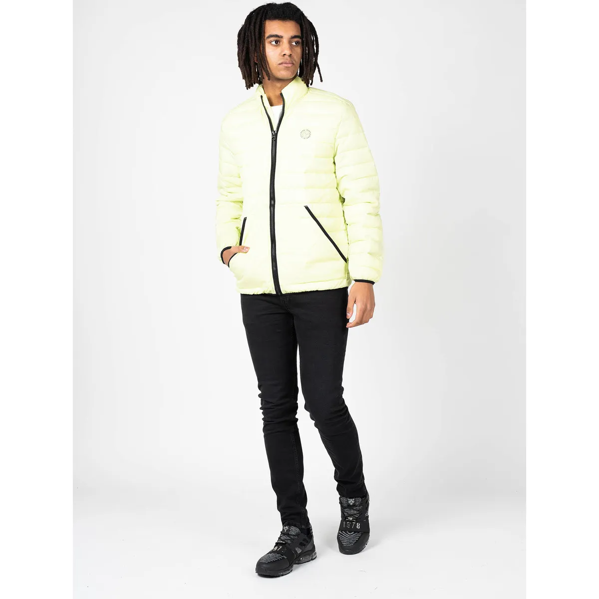 PM402468 | Larkin
