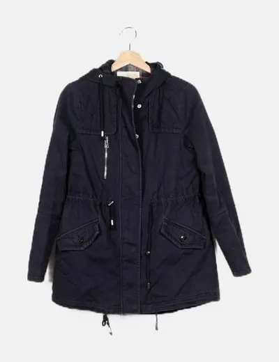 Stradivarius Parka azul marina básica